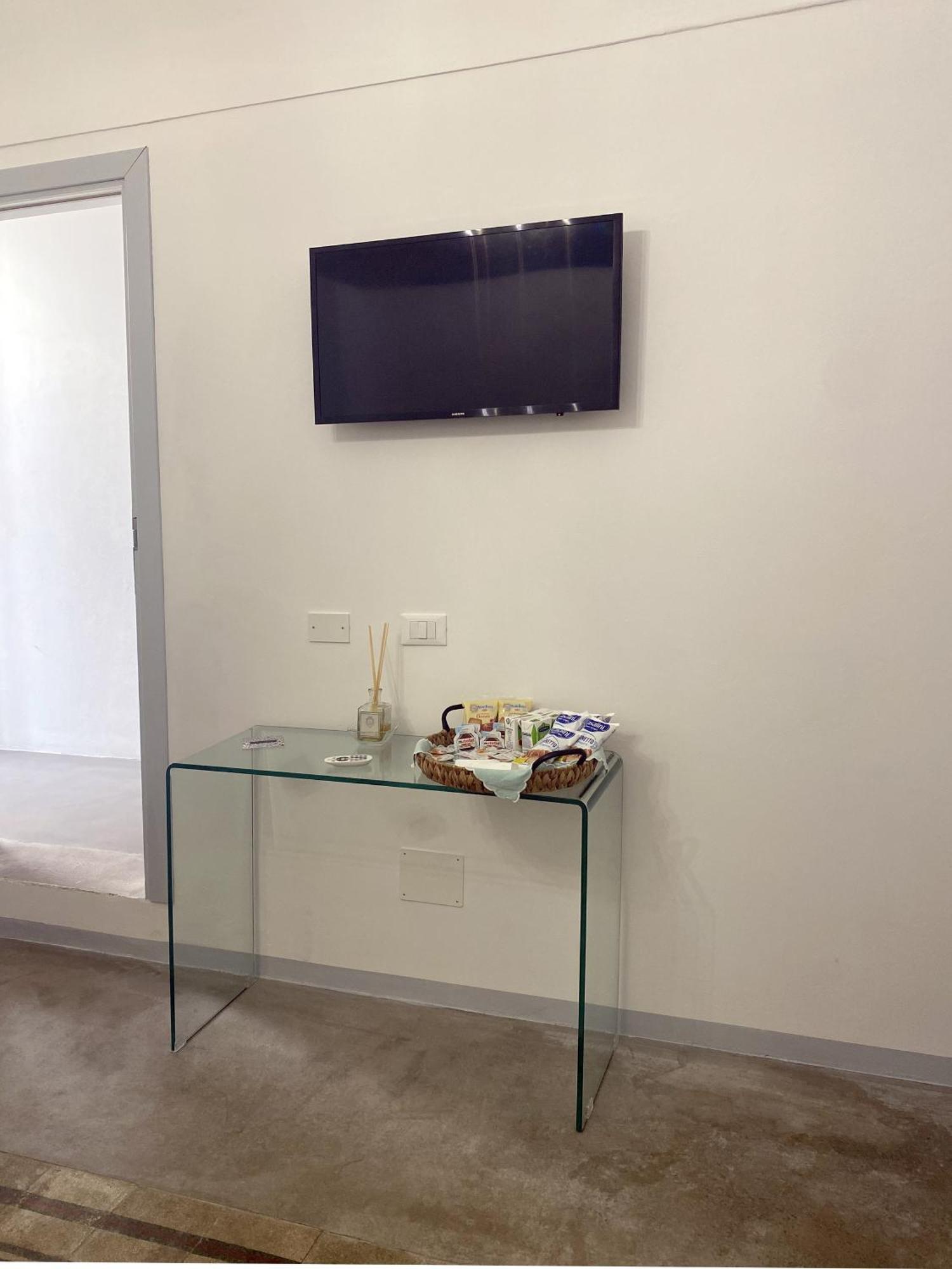 Settegrana Suite Con Vasca Idromassaggio Cinisi Ngoại thất bức ảnh
